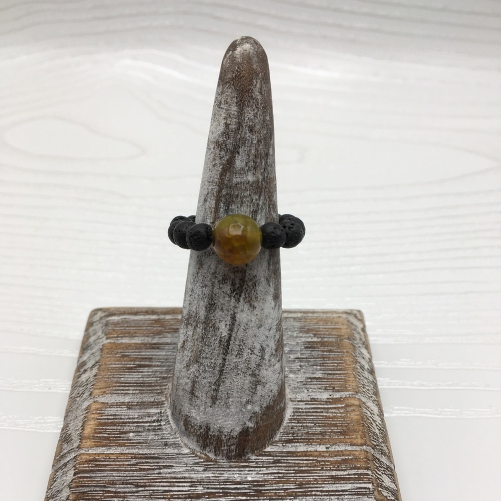 HANDCRAFTED Lava & Indian Agate Chip Stretch Bead Ring